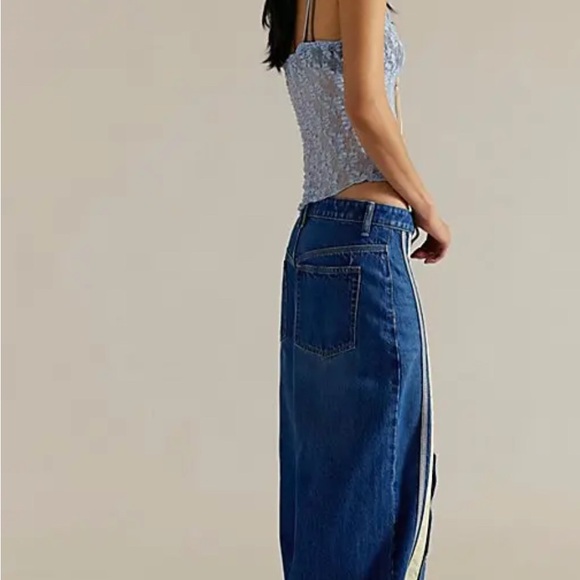 We The Free Blue Denim Jeans - Picture 6 of 15